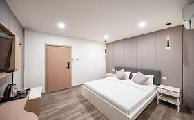 โรงแรมโมคา